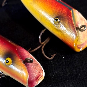 collectible antique fishing lures pictures Lure Collectibles: An Identification and Value Guide to the Mo  Sporting Classics Store and by the time he was 18 had developed a keen interest in collecting old lures and tackle Most Valuable Antique Fishing Lure