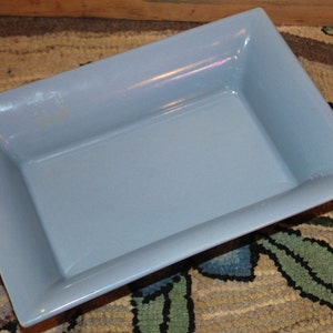 Very Sleek Vintage Art Deco Midcentury Periwinkle Blue Abingdon Dish-made in the USA/1940&#39;s/Art Pottery