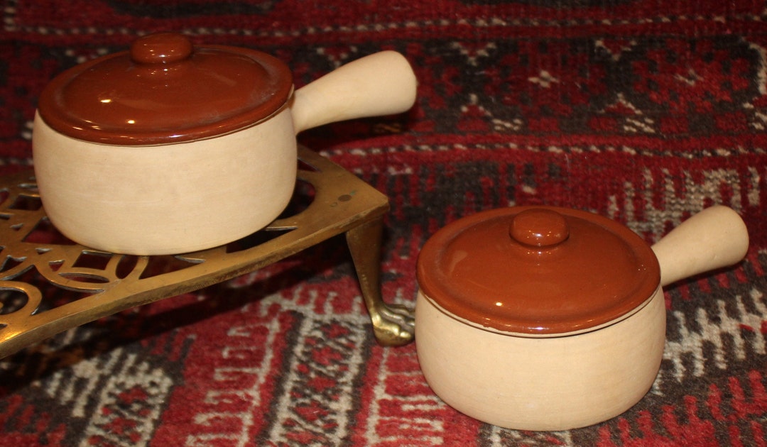 Great Vintage Set of 2 Brownware Pottery Onion Soup/bean Crocks With ...