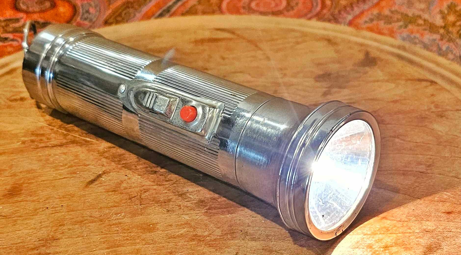 Vintage Chrome Flashlight - Jockey Style, Working Condition - Etsy