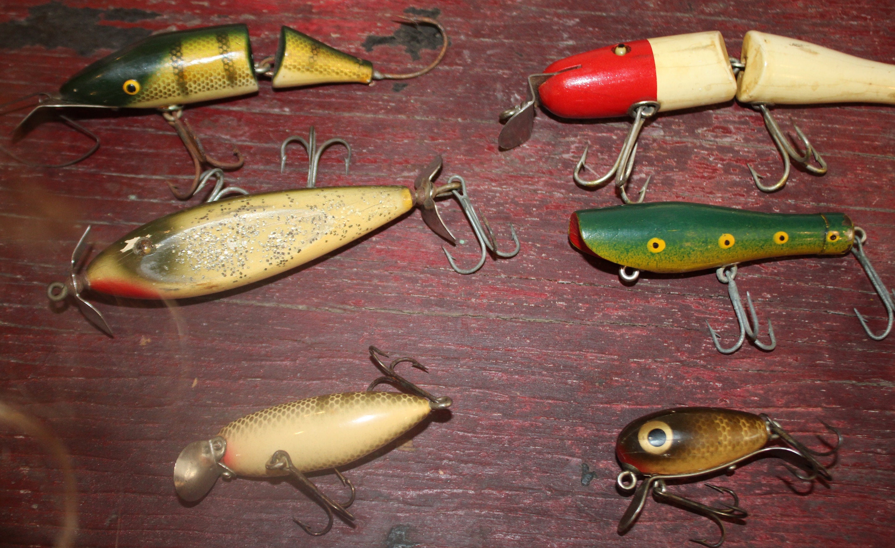 Collection of 6 Antique Wooden Fishing Lures in Old Paint Great Condition -   Finland