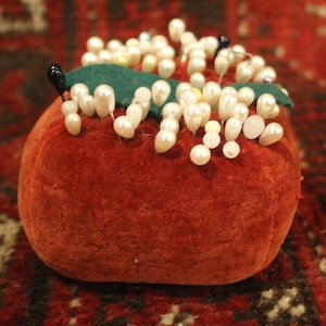 Very Sweet Vintage Velvet Tomato Pin Cushion with Pins