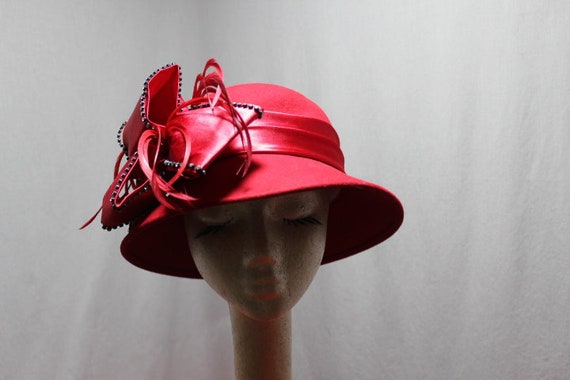 HAT Deep red felt + feather plume + sequin sacred heart Milan By Charm Felted Wool Church Hat RED Feathers Sequins  main image 4