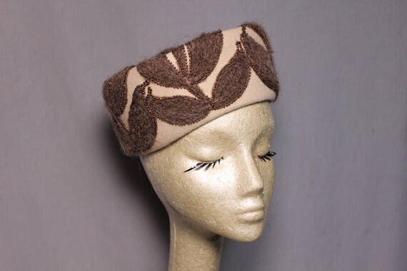 Cream and Brown Mohair Vintage Hat - image 1