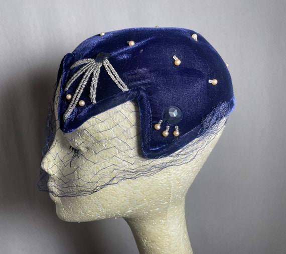 Navy Blue Vintage Hats With Beaded Accents Church Wedding  display picture 1