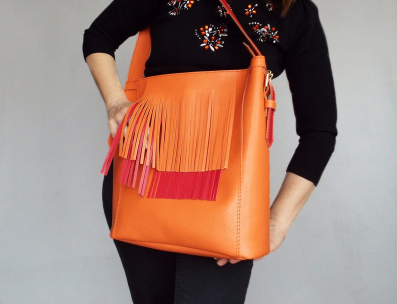 Leather bag orange red. Fringe hobo leather orange shoulder bag. image 1