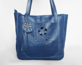 Blue leather tote bag. Summer leather shoulder bag leather. Leather purse medium. Leather handbag. Tote  navy blue. Prussian blue tote.