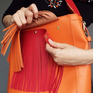 Leather bag orange red. Fringe hobo leather orange shoulder bag. image 5