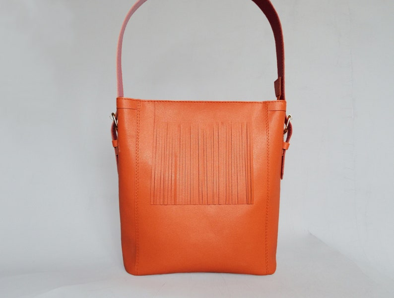 Leather bag orange red. Fringe hobo leather orange shoulder bag. image 6
