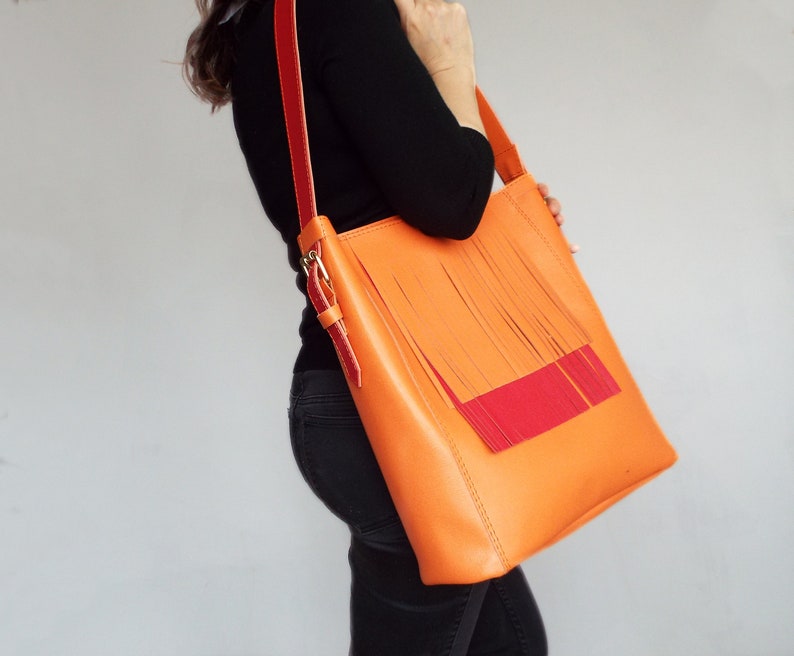 Leather bag orange red. Fringe hobo leather orange shoulder bag. image 7