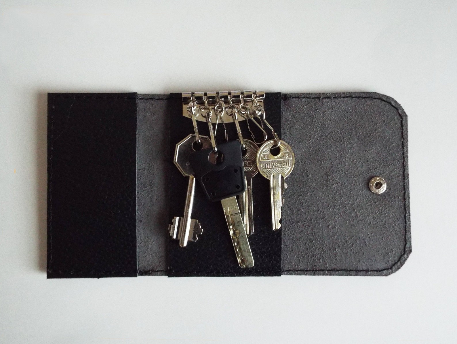 Leather key case. Black leather key holder. Black key wallet Etsy