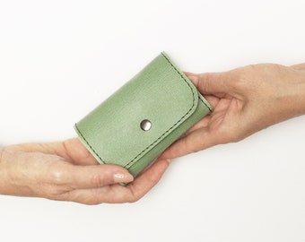 Mint Leather Key Wallet, Light Green Key Holder for 6 Keys