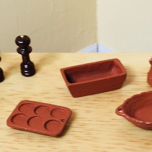 Terra Cotta Look Bakeware in One Inch Scale for a Dollhouse