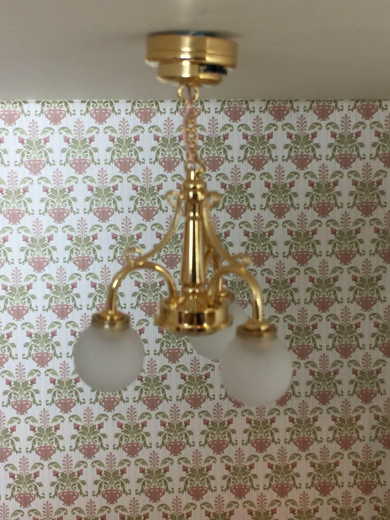 Battery Operated Dollhouse Light by Sutton Miniatures in One Etsy Battery Operated Dollhouse Light by Sutton Miniatures in One Etsy