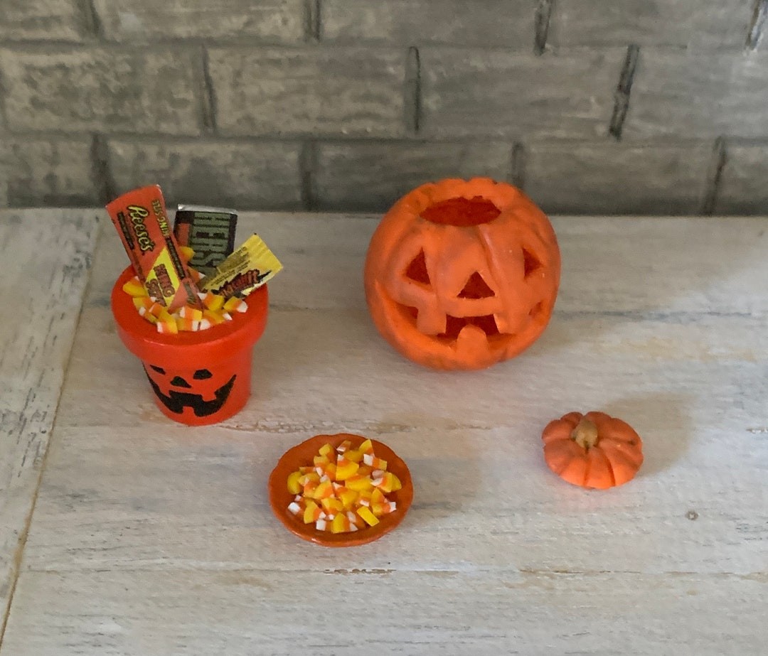 Miniature Halloween Candy Dish, Jack O Lantern, Dollhouse Table - Etsy