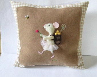 White felt sofa | Etsy Needle felted mouse throw pillow. Sofa
