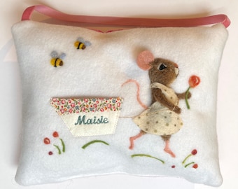 Girls customTooth fairy pillow with felted fairy mouse - personalized tooth fairy cushion.