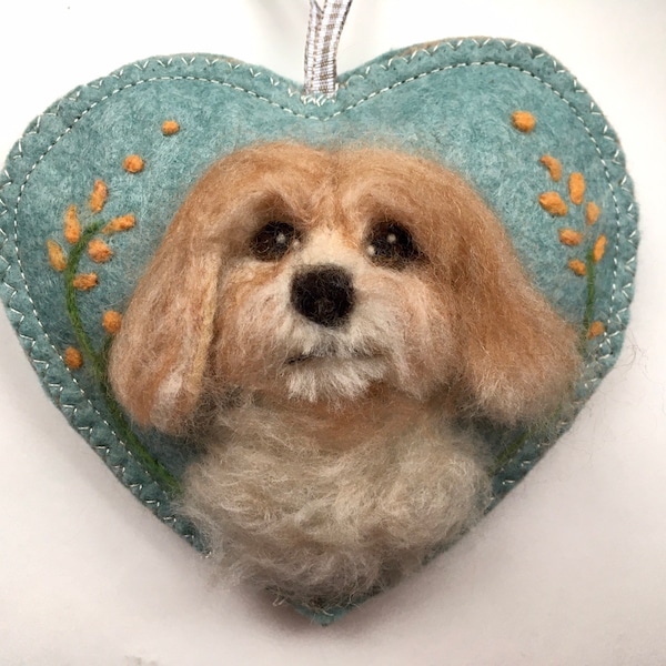 Pet dog portrait needle felt sculptures.  Head on 3D  felt sculpture of your dog.