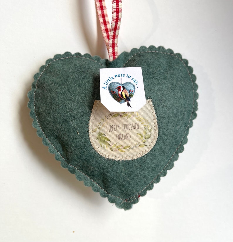 Felt goat with festive Garland Winter Spice scented heart, Folk art Holiday gift needle felted Christmas hanging decoration, tree ornament image 3