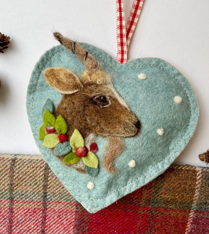 Felt goat with festive Garland Winter Spice scented heart, Folk art Holiday gift needle felted Christmas hanging decoration, tree ornament image 1
