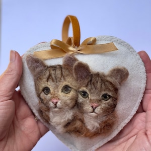 Double pet portrait hearts needle felted in 3D. Can be personalised with names on the back.
