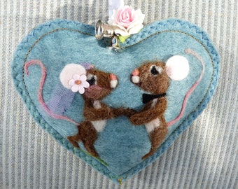 Needle Felted Wedding Mice Heart Ornament, Handmade Bridal Shower Gift, Anniversary Decoration