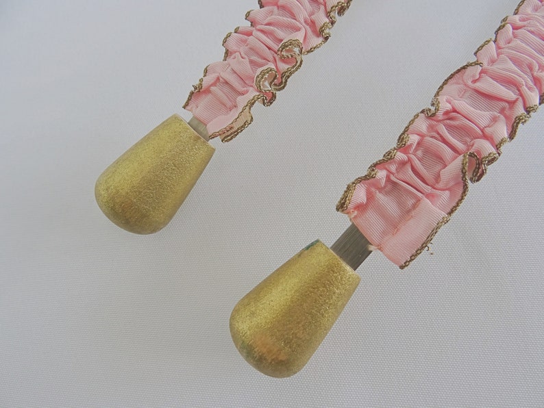 Gold Painted Wood /& Pink Ruffled Ribbon DL Vintage 1930s Shoe Trees Stretchers