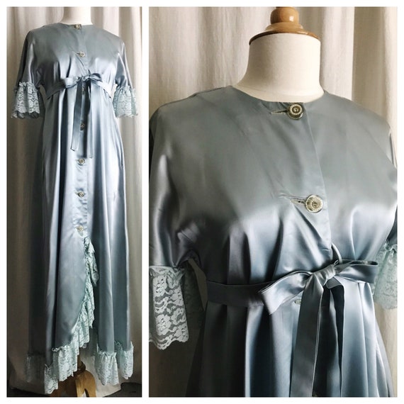 Vintage Linda of California Satin Dressing Gown //