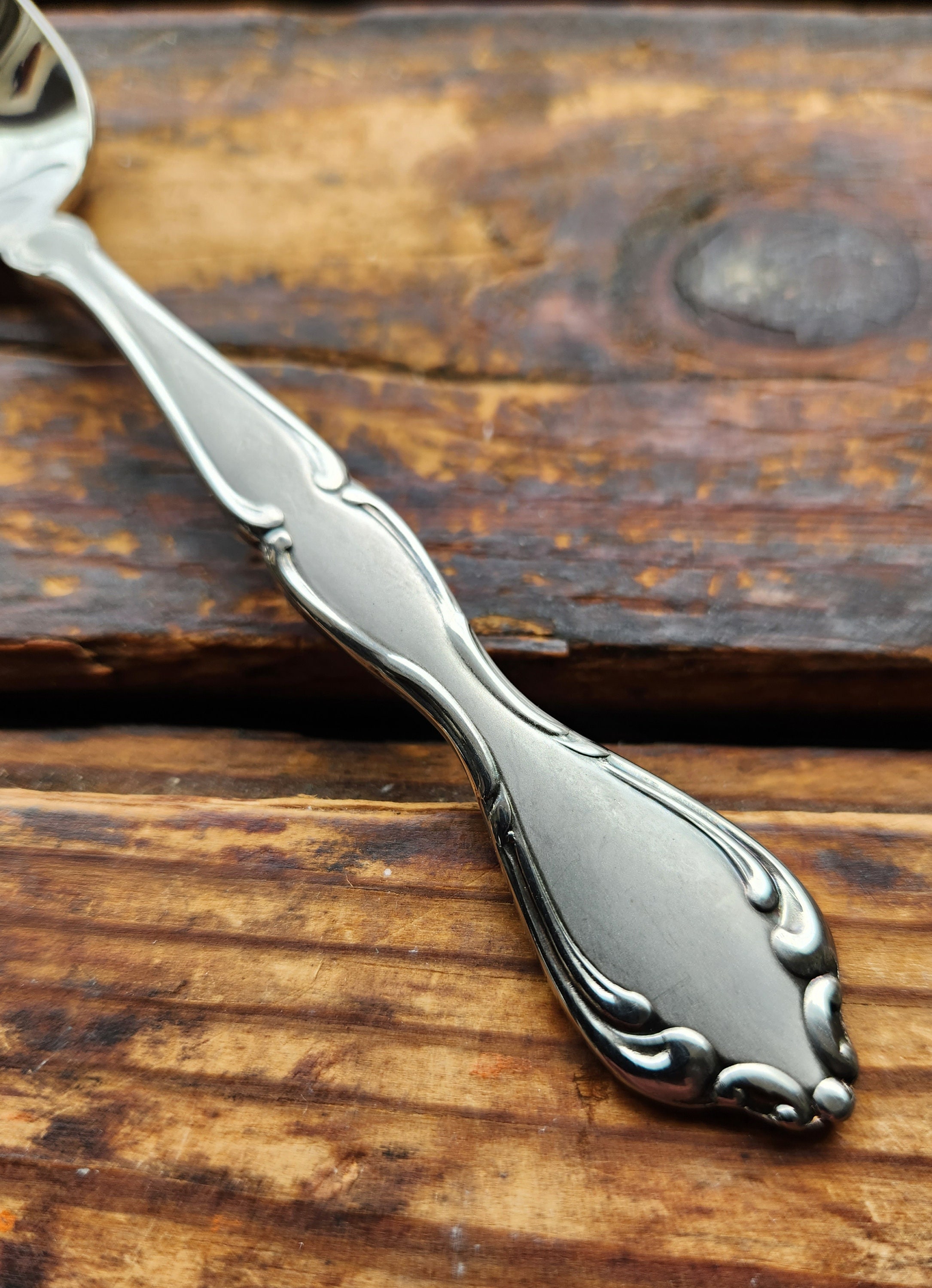 Vajilla Cumpleaños Vajilla Comunitaria De Acero Inoxidable Oneida Cantata - Usada En Buen Estado, Con Brillo Y Estilo Duradero Cubiertos Acero Inoxidable Oneida Cantata