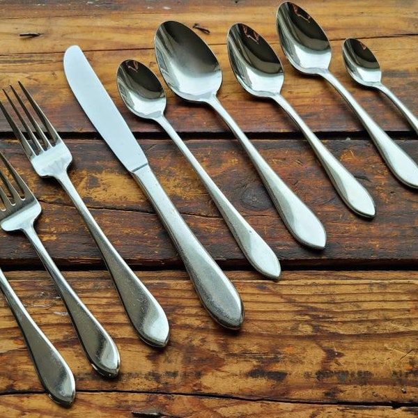 Retroneu ROSEANNE Vintage 90s Stainless Steel Flatware Glossy Silverware By Piece Salad Dinner Forks Teaspoons Soup Spoons Knives 18-8 Korea