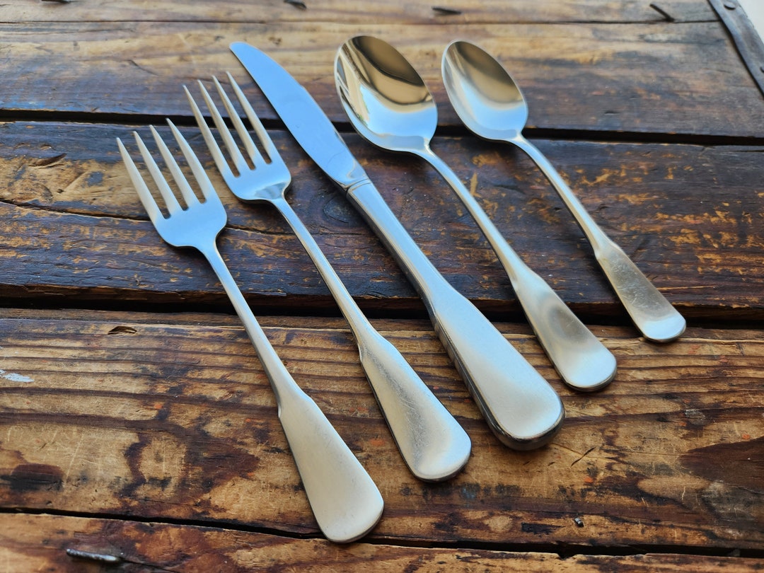 Oneida SSS Minuteman Colonial Boston Vintage Stainless Flatware Place