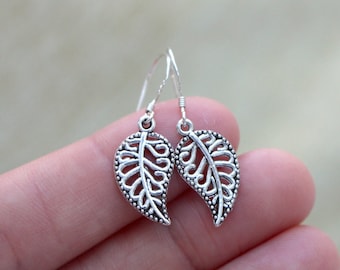 Small leaf earrings, leaf jewelry, dainty earrings, celtic earrings, gift for wife, birthday gift for her, dangle earrings, silver earrings