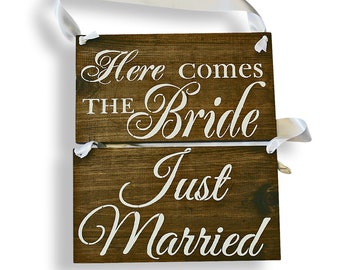 Here Comes the bride Sign | Ring Bearer Sign | Just Married Sign | Wedding Signs | Rustic Signs | Wedding Ceremony | Wedding Photo Props