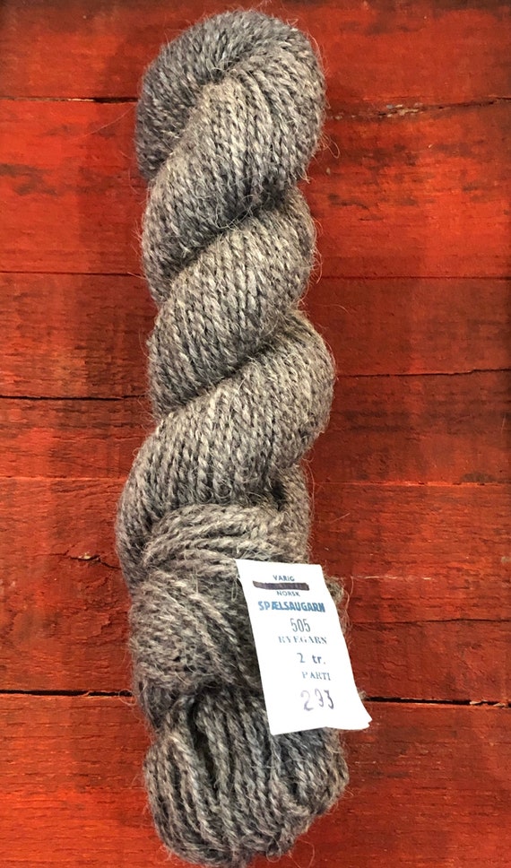 Norwegian Wool Rug Yarn, Rauma Ryegarn Heathered Dark Grey # 505