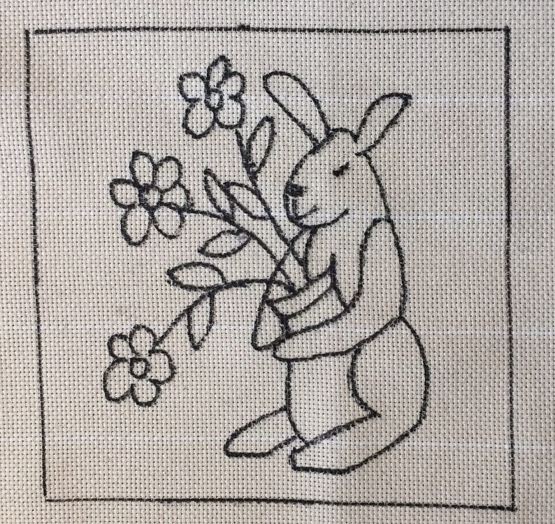 Rug Hooking Pattern, Lilac the Spring Bunny, 8 x 8 P145 image 2