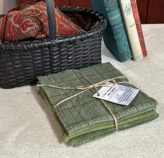 Mountain Pine Green II Wool Bundle, Hand-Dyed Wool Fabric for Rug Hooking, Applique, Penny Rugs, Spring Green, Soft Green 5 Fat 1/16ths W717