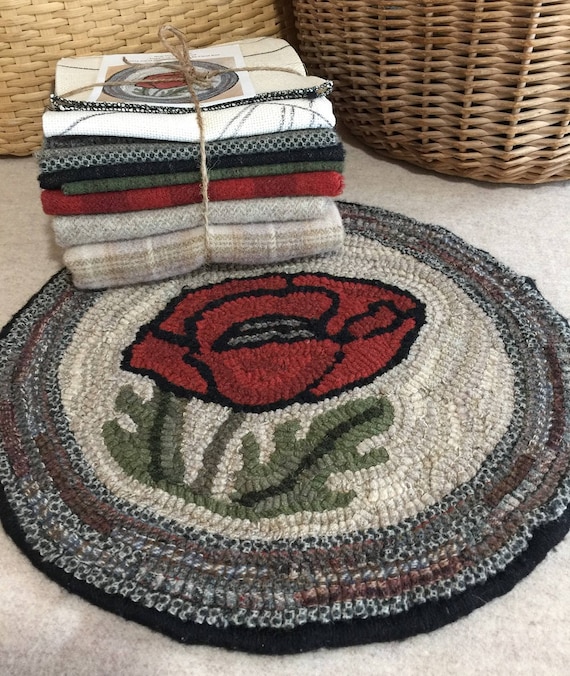 Primitive Rug Hooking Kit for "Poppy Chair Pad"  #K106