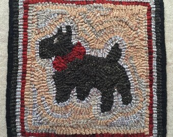 Rug Hooking Pattern, Scottie Mat 9" x 9", P122