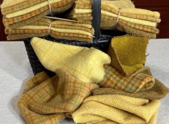 Flower Garden Yellow, Mill-dyed Wool Fabric for Rug Hooking, Applique, Penny Rugs, Quilting, Goldenrod, 5 - 1/16ths W679