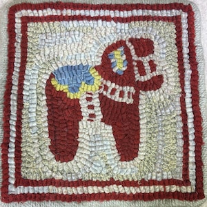 Rug Hooking Pattern, Dala Horse Mat 8 x 8 P137 Bild 1