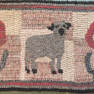 Rug Hooking Pattern, Orlando  10&quot; x 20&quot; , on Primitive Linen P125