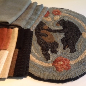 Dancing Bears, Primitive Rug Hooking Kit 14 Round Chair Pad K110 image 2