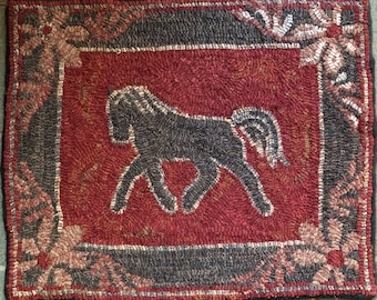 Rug Hooking Pattern, Horse and Flowers, 18" x 22" P171