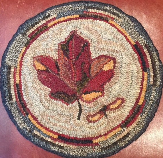 Primitive Rug Hooking Pattern for "Maple Leaf" Chair Pad  14" Round/Fall Hooked Rug/Primitive Chair Pad/ Hooked Table Mat/Pillow  P159