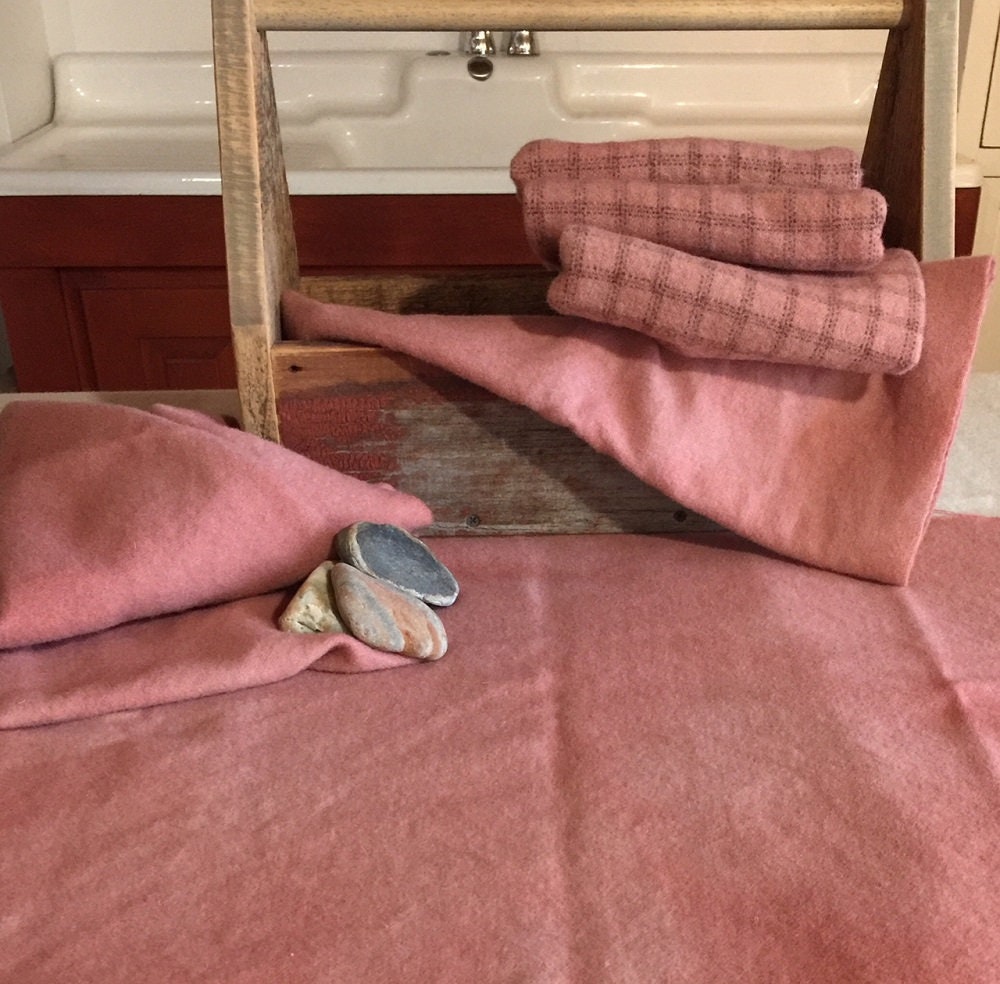 Primitive Rose, HandDyed Wool Fabric for Rug Hooking, Applique,Penny ...