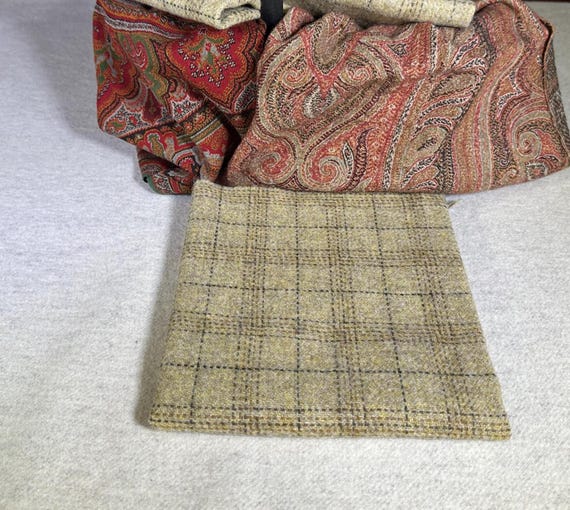 Maize, a Soft Buttermilk Yellow/Gold Plaid, Mill-Dyed Wool Fabric for Rug Hooking, Applique, Penny Rugs, Fiber Arts, Fat Quarter Yard W700