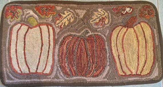 Rug Hooking Pattern, Three Pumpkins Hooked Rug, 12" x 24", Fall Table Mat, Halloween, Autumn Wall Hanging, Primitive Hooked Pumpkins, P135