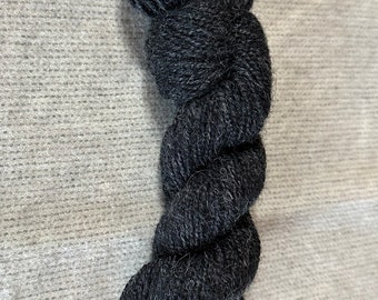 Norwegian Wool Rug Yarn, Rauma Ryegarn, Heathered Charcoal #516