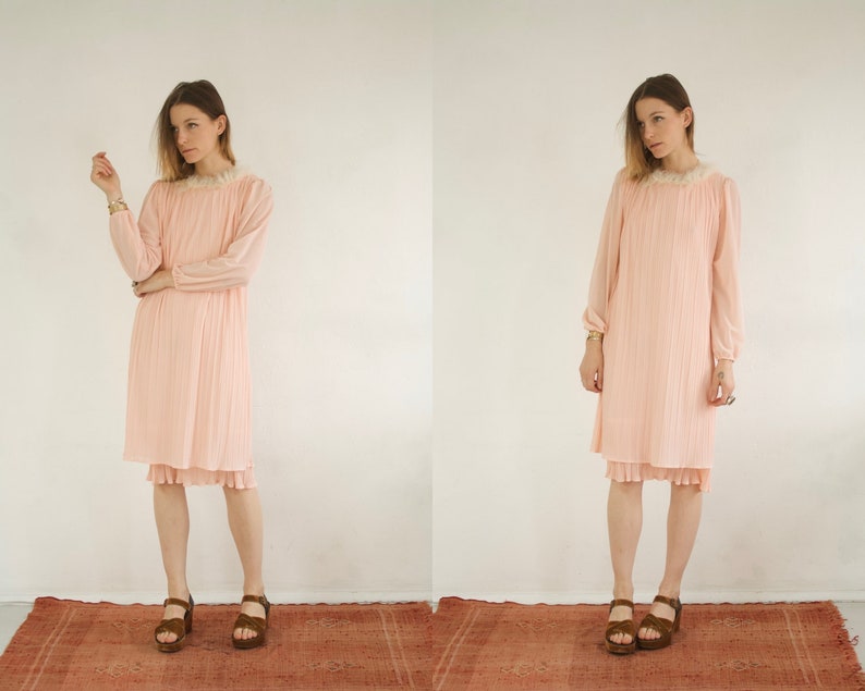 rose long sleeve pleated midi dress