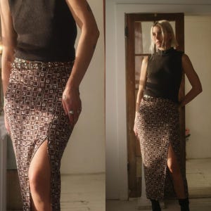 Geometrische rok uit de jaren 90 // Vintage Y2K maxi-rok met hoge taille in bruin en taupe // Rok met cirkelpatroon in neutrale aardetinten (grungestijl) uit de jaren 2000